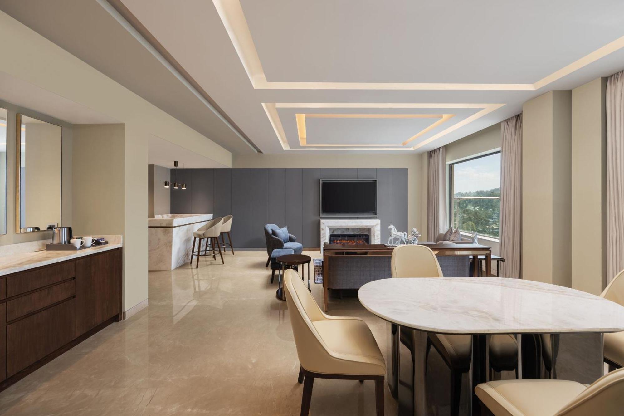 Courtyard By Marriott Shillong酒店 外观 照片